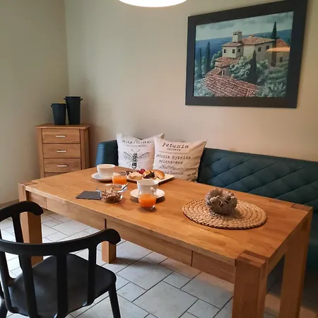 Auf Kleine Wiesen 3*